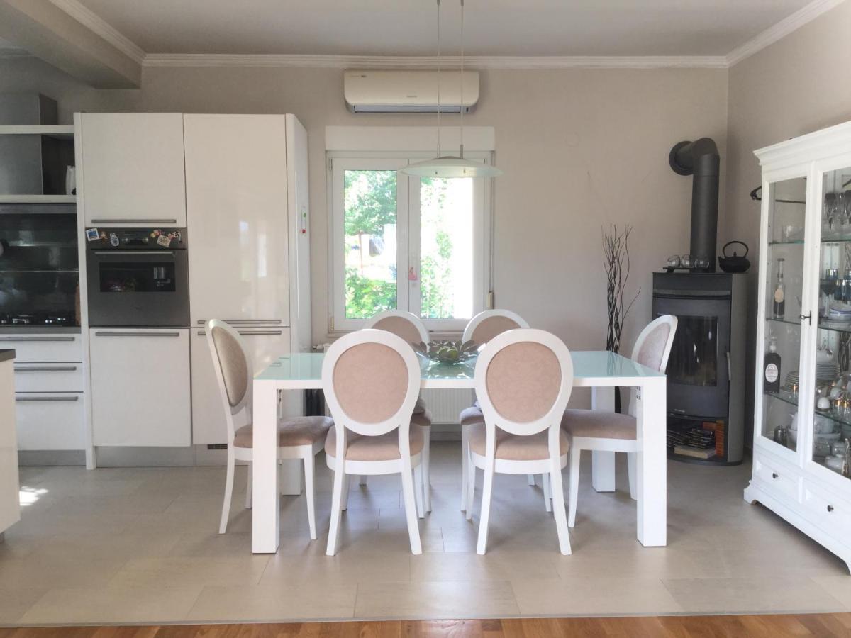 Holiday House Lilija ซาดาร์ ภายนอก รูปภาพ