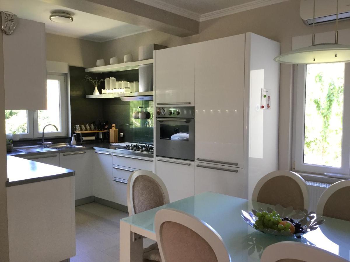 Holiday House Lilija ซาดาร์ ภายนอก รูปภาพ