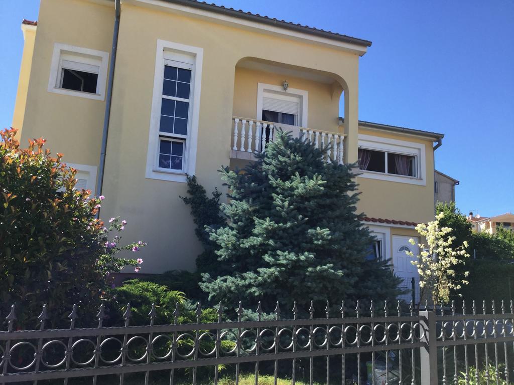Holiday House Lilija ซาดาร์ ภายนอก รูปภาพ